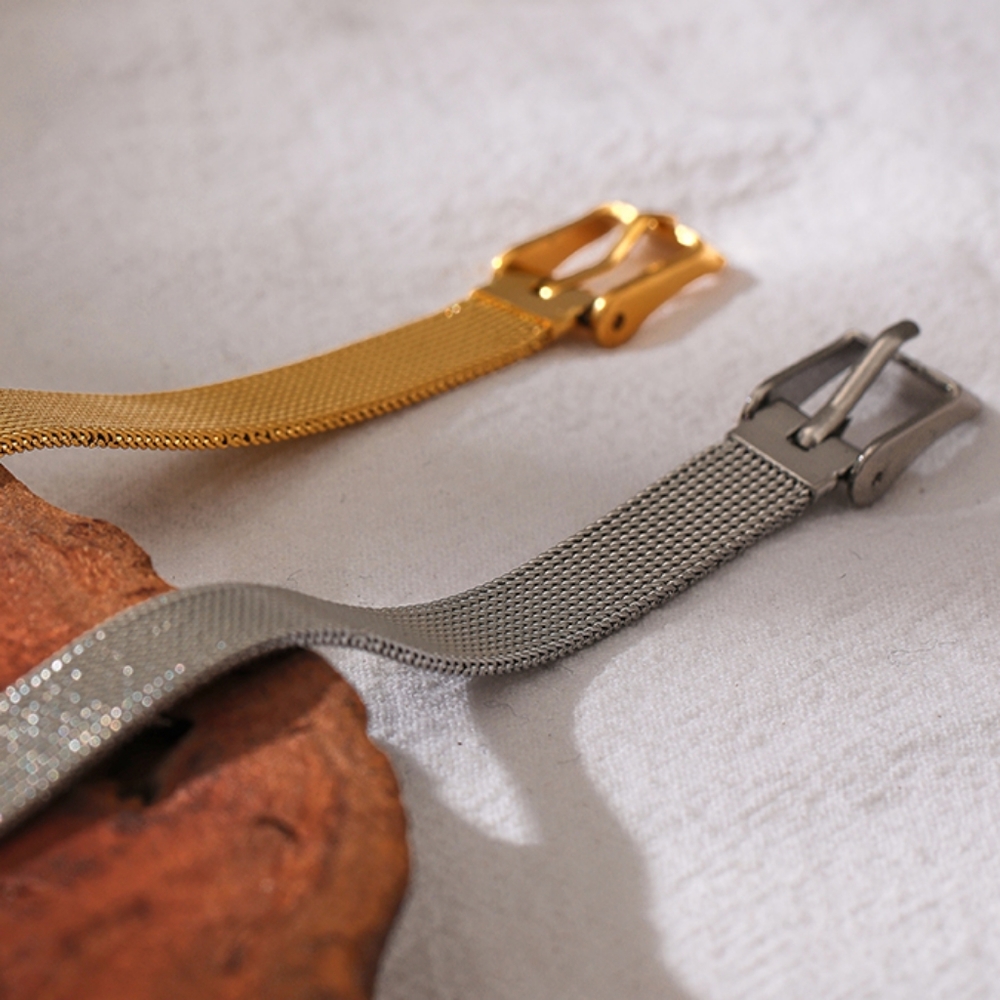 Chic Bangle Bracelet - Picture 5 of 8